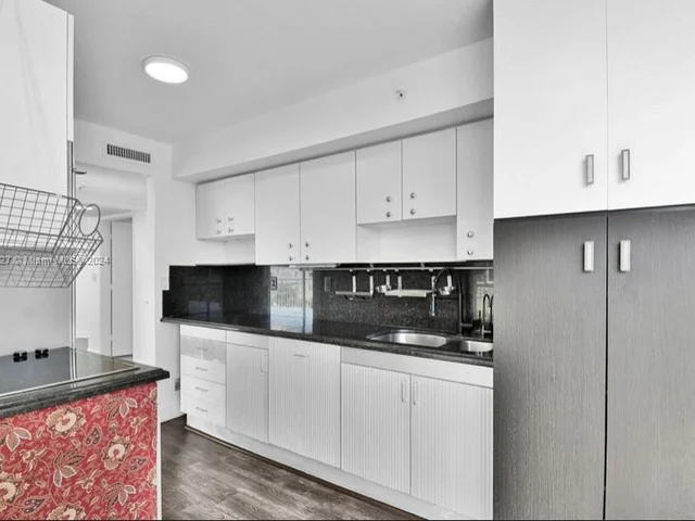 1688 West Ave # 602, Miami Beach FL 33139