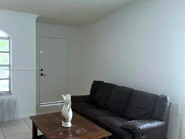 14787 SW 141st Ter, Miami FL 33196