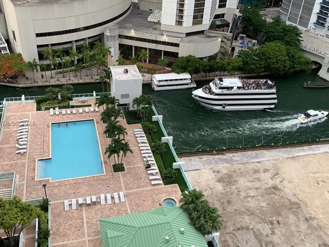 41 SE 5th St # 1507, Miami FL 33131