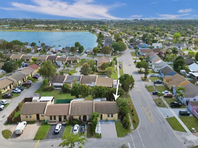 3118 NW 204th Ln # 3118, Miami Gardens FL 33056