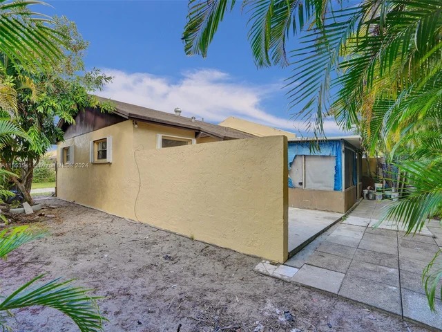 3118 NW 204th Ln # 3118, Miami Gardens FL 33056