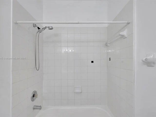 13326 SW 128th Psge, Miami FL 33186