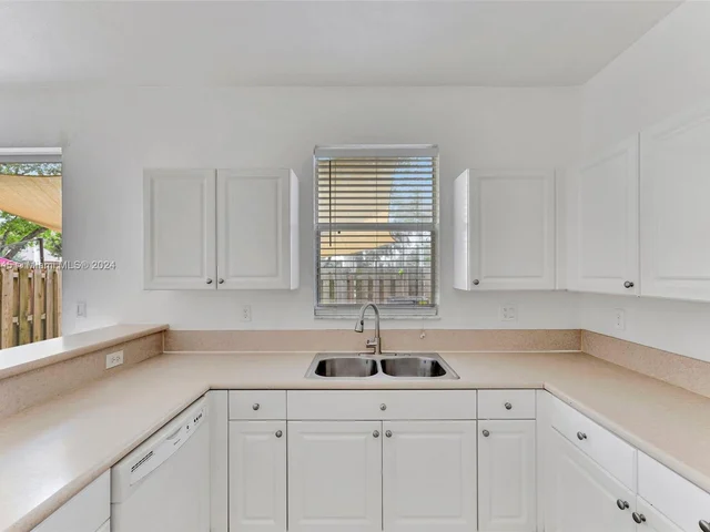 13326 SW 128th Psge, Miami FL 33186