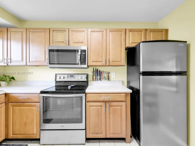 1750 NW 3rd Ter # 104C, Fort Lauderdale FL 33311