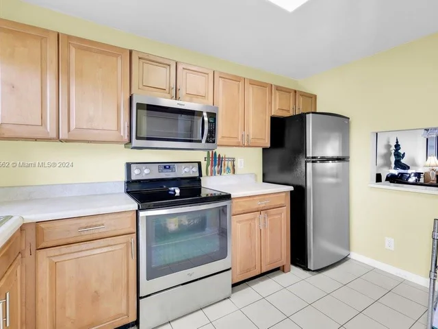 1750 NW 3rd Ter # 104C, Fort Lauderdale FL 33311