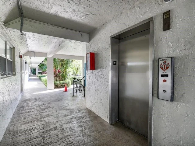 1750 NW 3rd Ter # 104C, Fort Lauderdale FL 33311