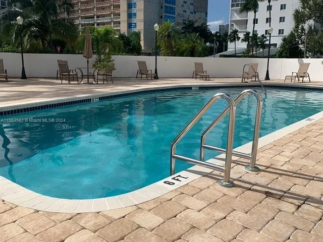 17801 N Bay Rd # 503, Sunny Isles Beach FL 33160