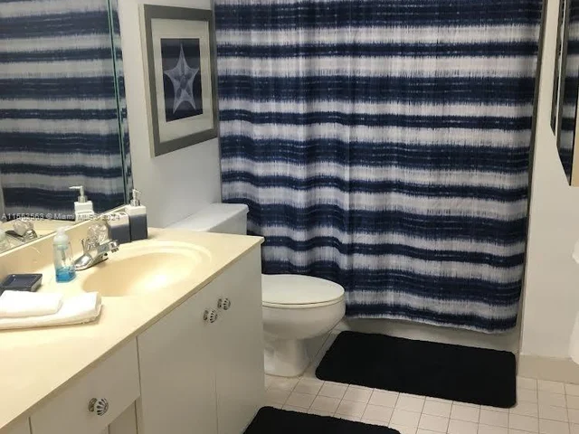 17801 N Bay Rd # 503, Sunny Isles Beach FL 33160