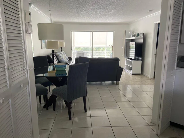17801 N Bay Rd # 503, Sunny Isles Beach FL 33160
