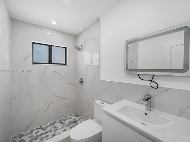 1521 NW 55th Ave, Lauderhill FL 33313