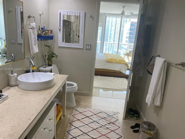 495 Brickell Ave # 2609, Miami FL 33131