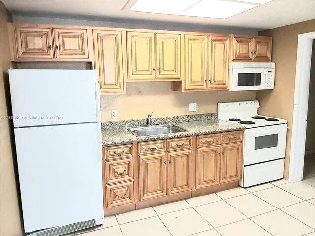 7170 Southgate Blvd # 7170, Tamarac FL 33321