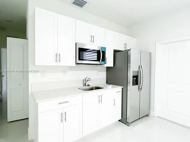 11932 SW 244th St, Homestead FL 33032