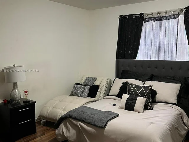 530 S Park Rd # 11, Hollywood FL 33021