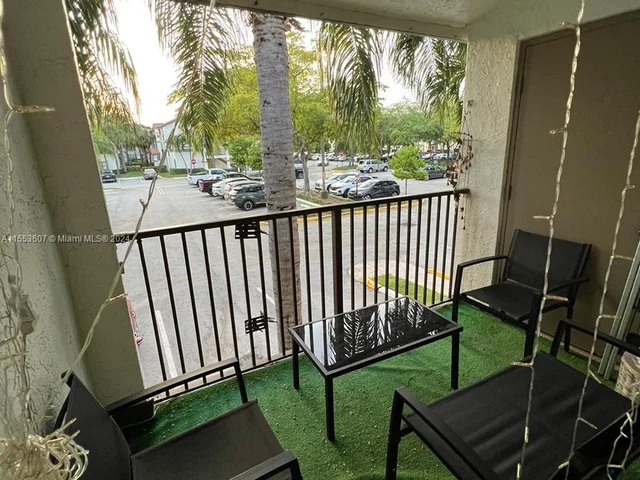 530 S Park Rd # 11, Hollywood FL 33021