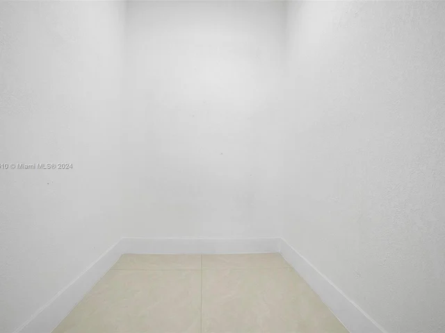 200 SE 7th St, Dania Beach FL 33004