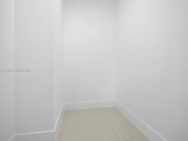 200 SE 7th St, Dania Beach FL 33004