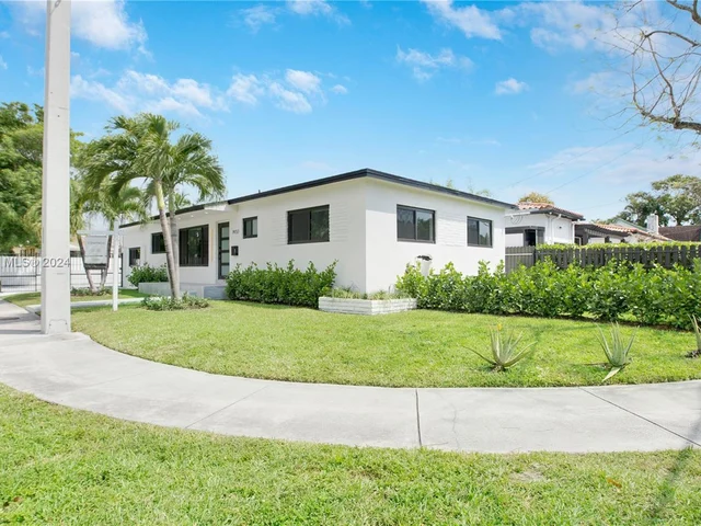 1937 SW 16 Ave, Miami FL 33145