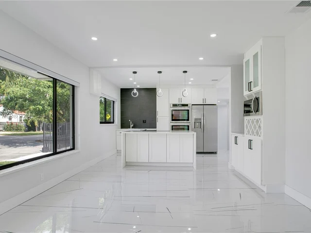 1937 SW 16 Ave, Miami FL 33145