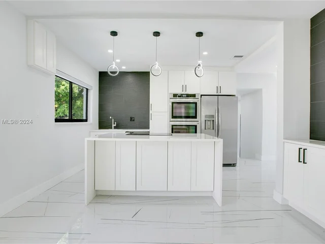 1937 SW 16 Ave, Miami FL 33145