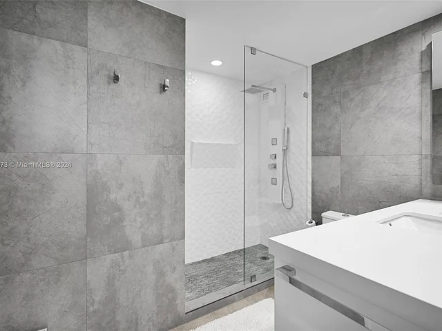 1000 West Ave # 327, Miami Beach FL 33139