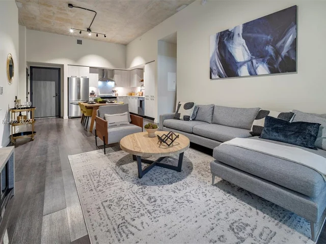 6970 SW 40th St # 406, Miami FL 33155