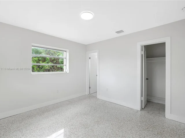 920 NW 201st St, Miami Gardens FL 33169