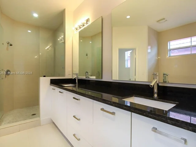 15545 SW 12th Ter, Miami FL 33194