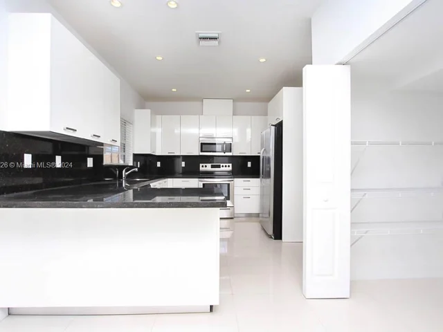 15545 SW 12th Ter, Miami FL 33194