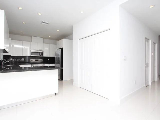 15545 SW 12th Ter, Miami FL 33194