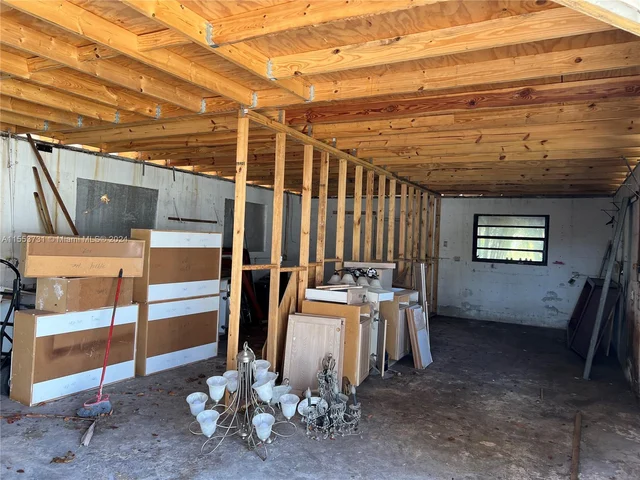 199 NW 69th Ave, Margate FL 33063