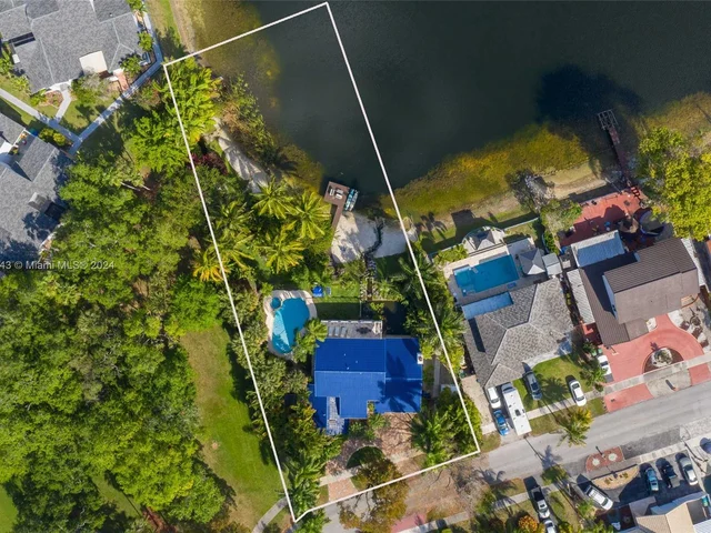 6681 SW 155th Ave, Miami FL 33193