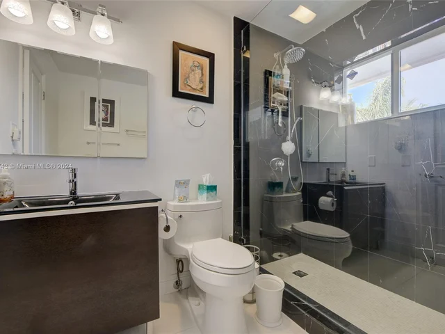 6681 SW 155th Ave, Miami FL 33193