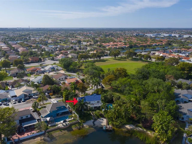 6681 SW 155th Ave, Miami FL 33193