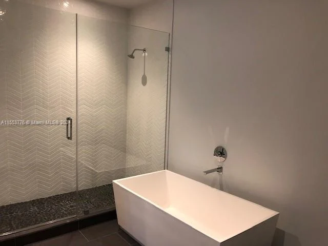 340 SE 3rd St # 2003, Miami FL 33131