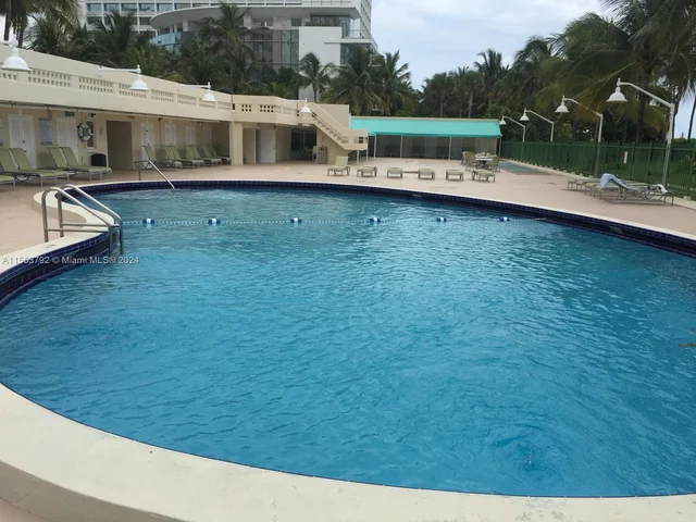 2899 Collins Ave # 531, Miami Beach FL 33140