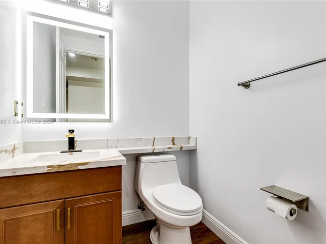 15036 SW 39th St, Davie FL 33331