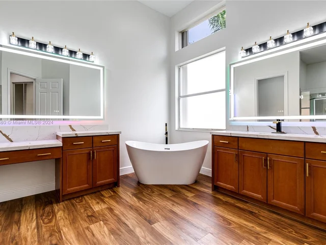 15036 SW 39th St, Davie FL 33331