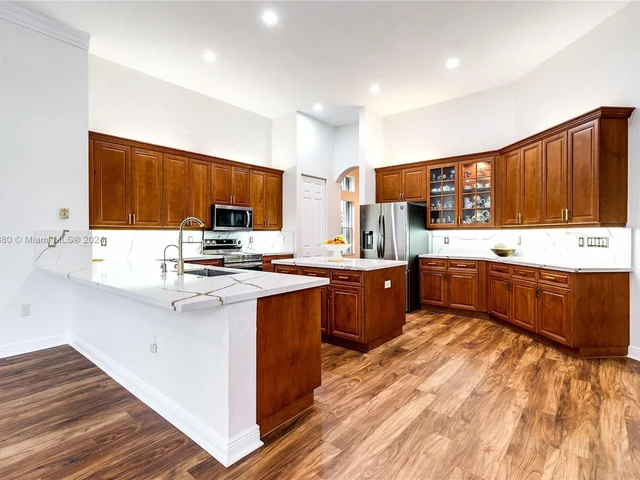 15036 SW 39th St, Davie FL 33331