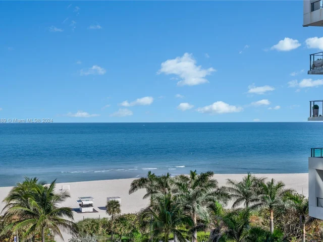 3737 Collins Ave # 703, Miami Beach FL 33140