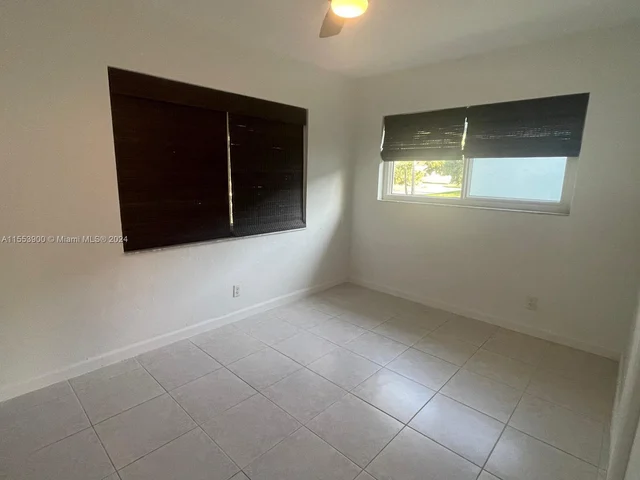 709 NE 25th Ave, Pompano Beach FL 33062