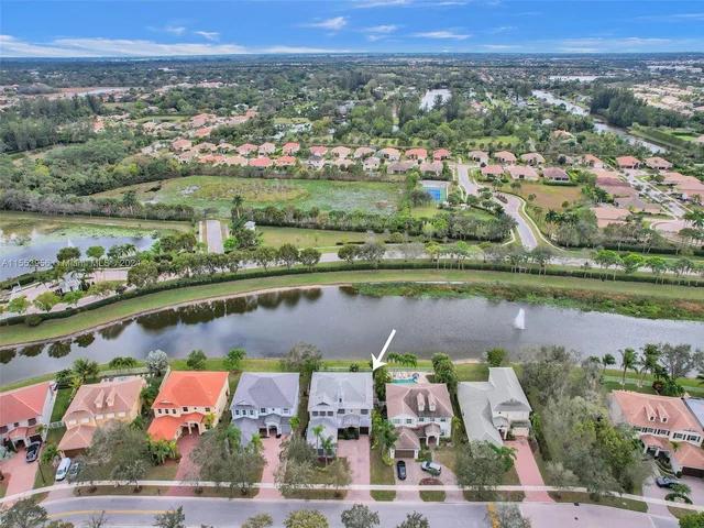 9342 Madewood Ct, West Palm Beach FL 33411