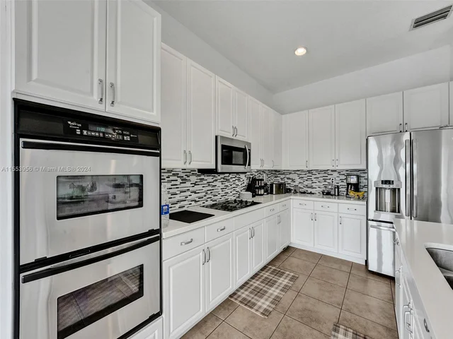 9342 Madewood Ct, West Palm Beach FL 33411