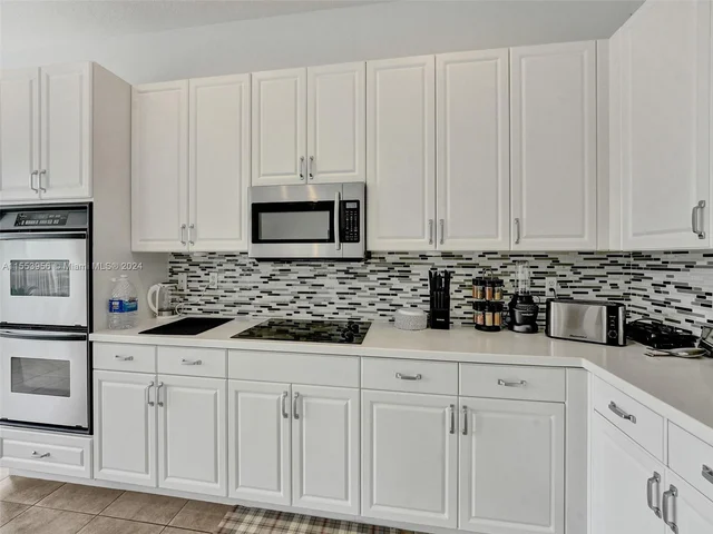 9342 Madewood Ct, West Palm Beach FL 33411