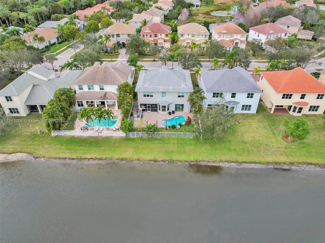 9342 Madewood Ct, West Palm Beach FL 33411