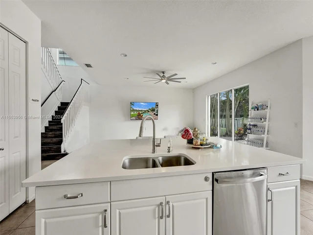 9342 Madewood Ct, West Palm Beach FL 33411