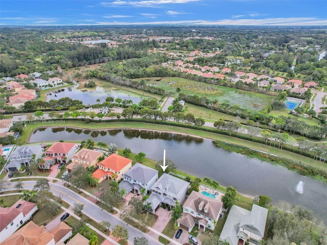 9342 Madewood Ct, West Palm Beach FL 33411