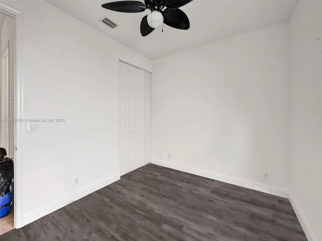 9342 Madewood Ct, West Palm Beach FL 33411