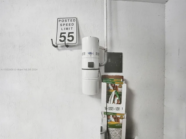 9342 Madewood Ct, West Palm Beach FL 33411