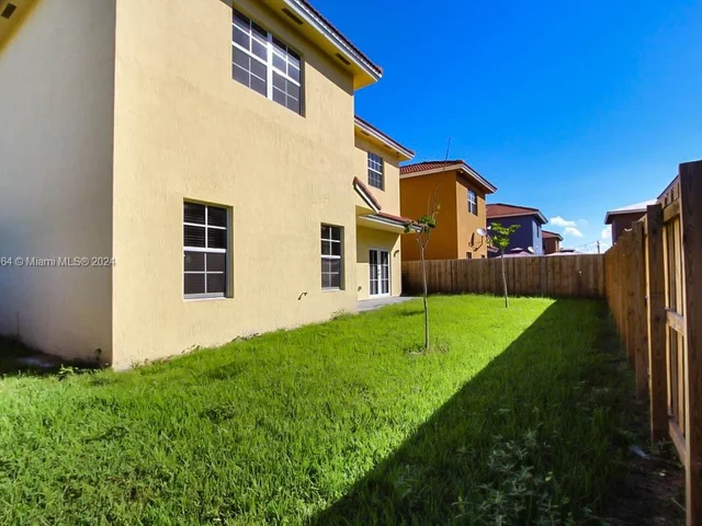 15610 SW 11 Ter, Miami FL 33194